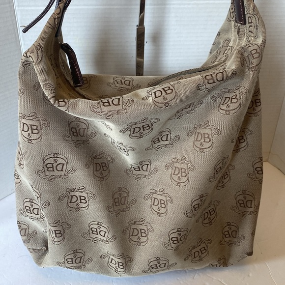 Vintage Dooney and Burke hobo bag. - Picture 3 of 16